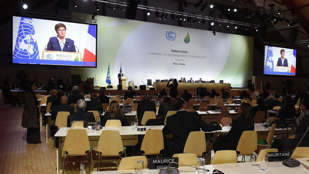 Premier Szydło przemawia podczas COP21