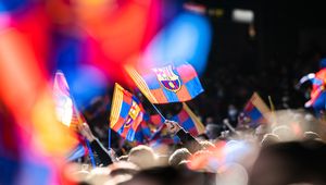 Zgrzyt przed meczem w Pradze. Czescy kibice dostali zakaz od... Barcelony