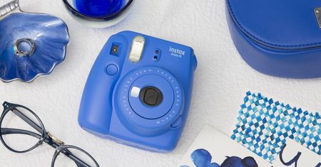 Fujifilm instax mini 9 - fotografia natychmiastowa w rytmie selfie