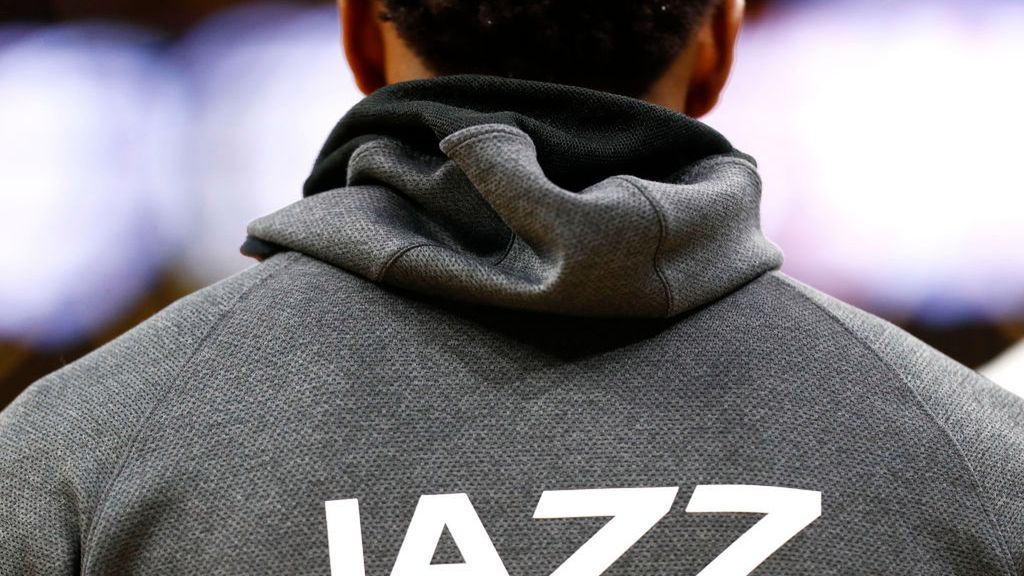 Zdjęcie okładkowe artykułu: Getty Images / Omar Rawlings / Na zdjęciu: Donovan Mitchell w bluzie Utah Jazz