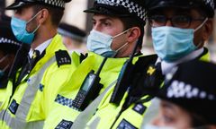 Birmingham. Seria ataków nożem. Kilka osób rannych, jedna nie żyje