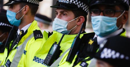 Birmingham. Seria ataków nożem. Kilka osób rannych, jedna nie żyje