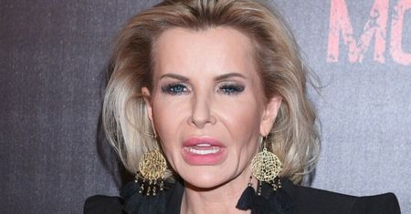Joanna Racewicz szczerze o hejcie: "Jeden pan życzył mi śmierci, nazywając 'SMOLEŃSKĄ S*KĄ'"