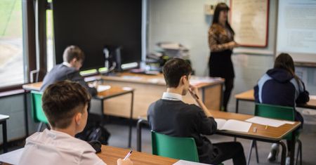 Kontrowersyjna ustawa przegłosowana. Nie dla "ideologii gender" w szkołach