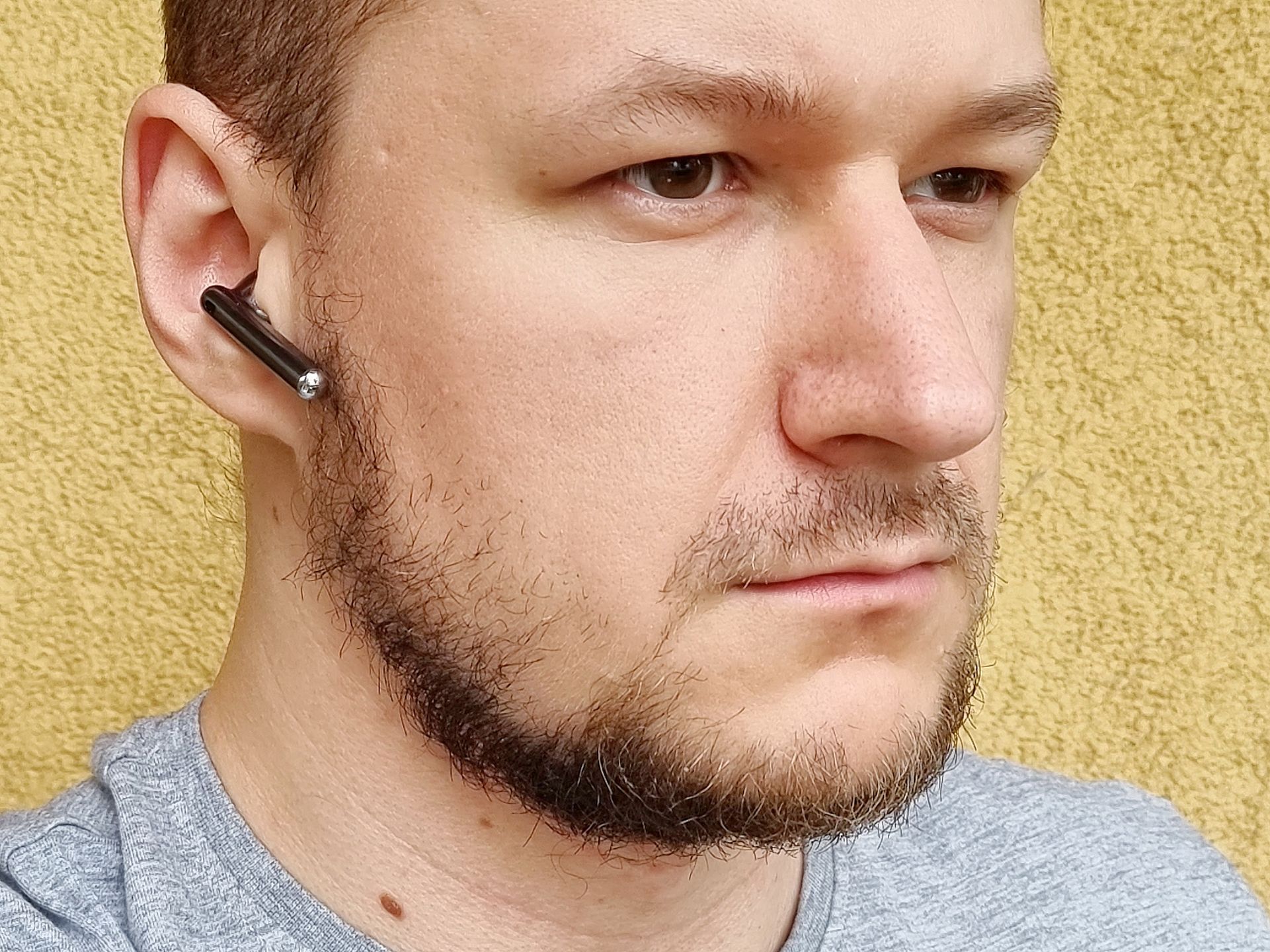 Wygoda ponad wszystko. Test słuchawek Huawei FreeBuds 4 z ANC 5