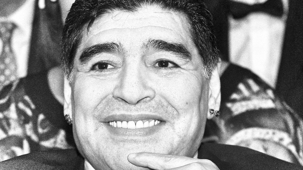 PAP/EPA / ANDY RAIN / Na zdjęciu: Diego Maradona