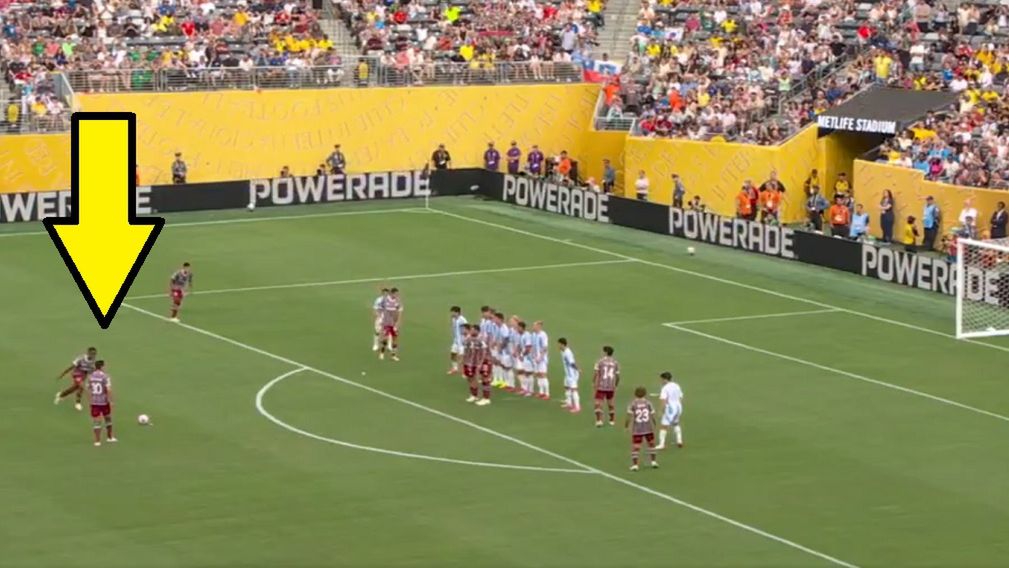 Twitter / Screen / DAZN / Na zdjęciu: Jhon Arias strzelił pięknego gola w meczu z Ulsan HD