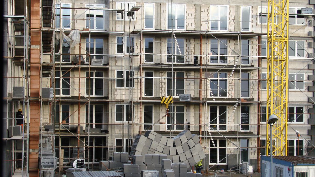 Nowe przepisy mają ukrócić tzw. patodeweloperkę. Zdjęcie ilustracyjne