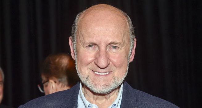 "Woronicza 17" chce powrotu Piotra Fronczewskiego do TVP