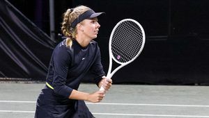 Szybka porażka Fręch. Kiedy wróci na kort?