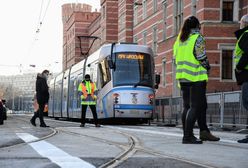 Wrocław. Utrudnienia na pl. Jana Pawła II. Tramwaje zmieniły trasy