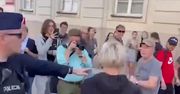 Awantura podczas marszu Powstania Warszawskiego. Wyrwali kobiecie transparent