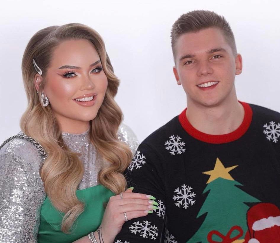 Nikkie Tutorials 