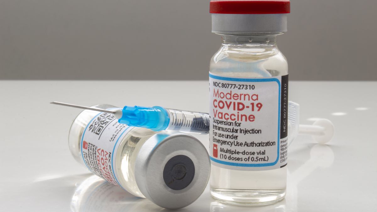 Koronawirus covid szczepionka szczepienie moderna