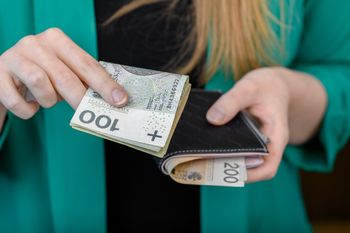 Tyle Polacy wydadzą na majówkę. Wskazali kwoty