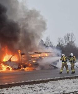 Bus spłonął na A1. Kierowca bezpieczny