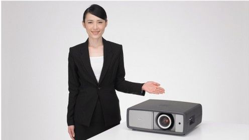 Projektor 120Hz od Sanyo 1