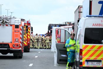 Groźny karambol w Belgii. Polska ciężarówka zmiażdżona
