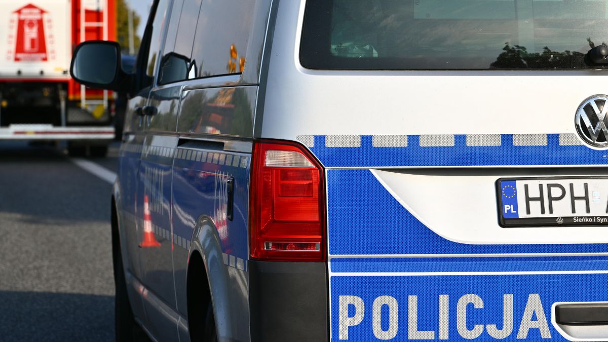 Pieszy został potrącony na jezdni, zdj. ilustracyjne