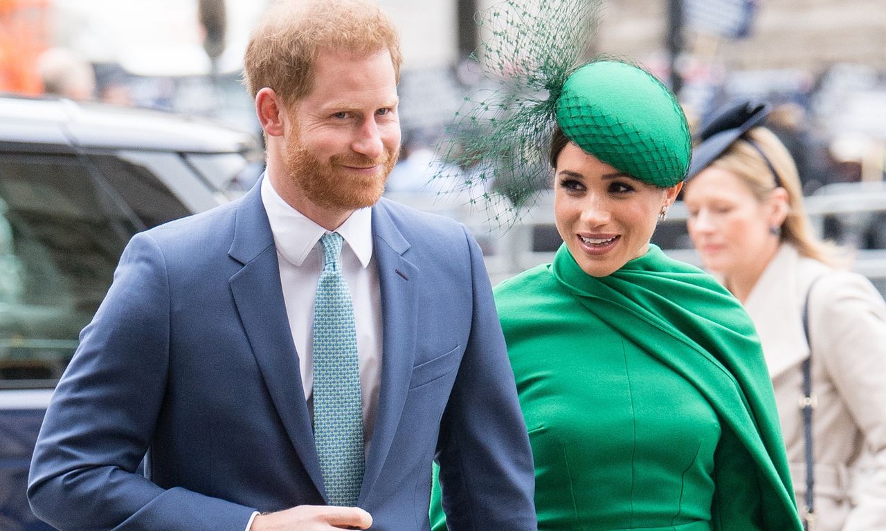 Książę Harry jest mniej inteligentny niż Meghan Markle? Autorka książki o księżnej Dianie analizuje zachowanie pary