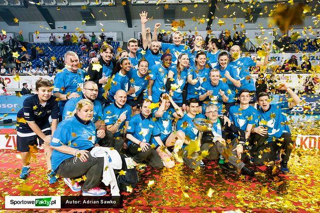 Atomówki po zdobyciu pierwszego trofeum w sezonie 2014/2015