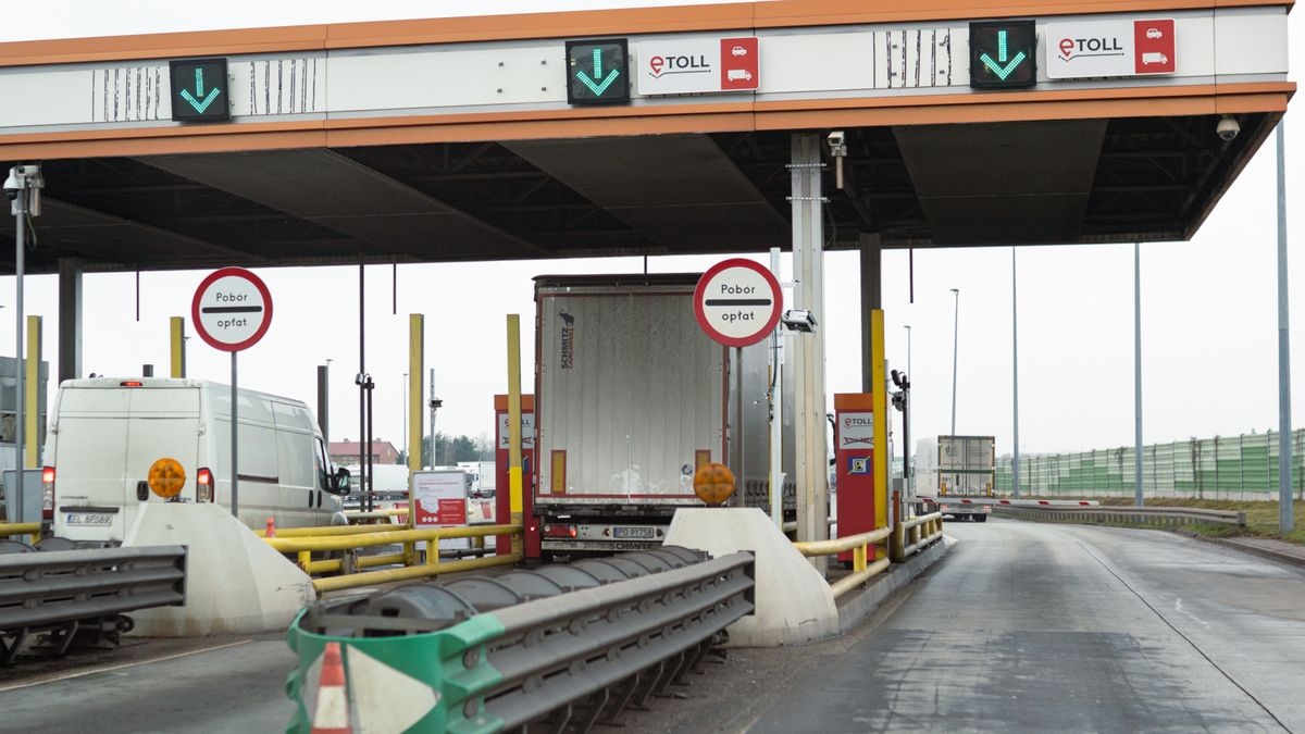 Od 1 grudnia koniec szlabanów na płatnych odcinkach autostrad GDDKiA