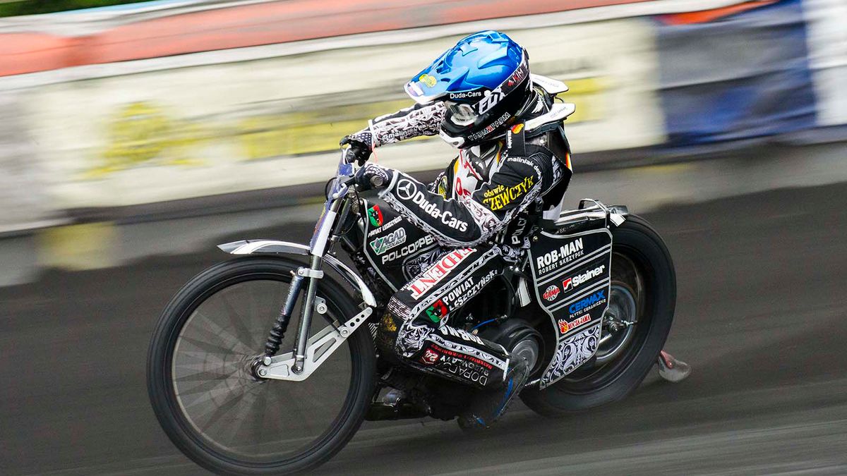 WP SportoweFakty / Karol Słomka / Na zdjęciu: Daniel Kaczmarek w plastronie KSM-u Krosno