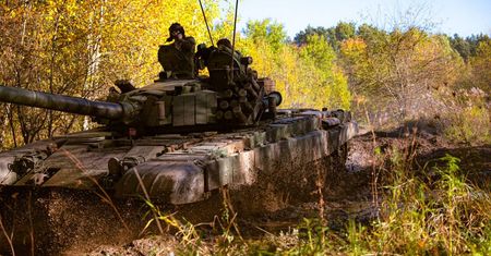 PT-91 Twardy na poligonie. Wojskowi pokazali zdjęcia