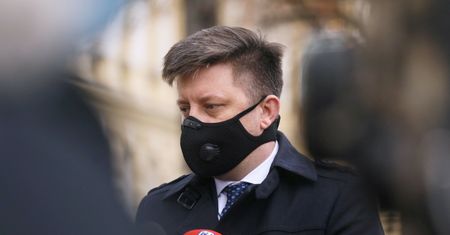 Koronawirus. Michał Dworczyk i Przemysław Czarnek o szczepionkach dla nauczycieli. Relacja na żywo