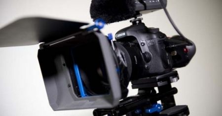 Jak kręcić filmy lustrzankami? Rusza nowy cykl na Fotoblogii [wideo]