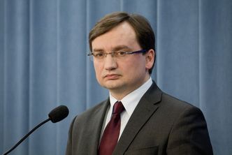 Minister sprawiedliwości zapowiada śledztwo i próbę ratowania spółki