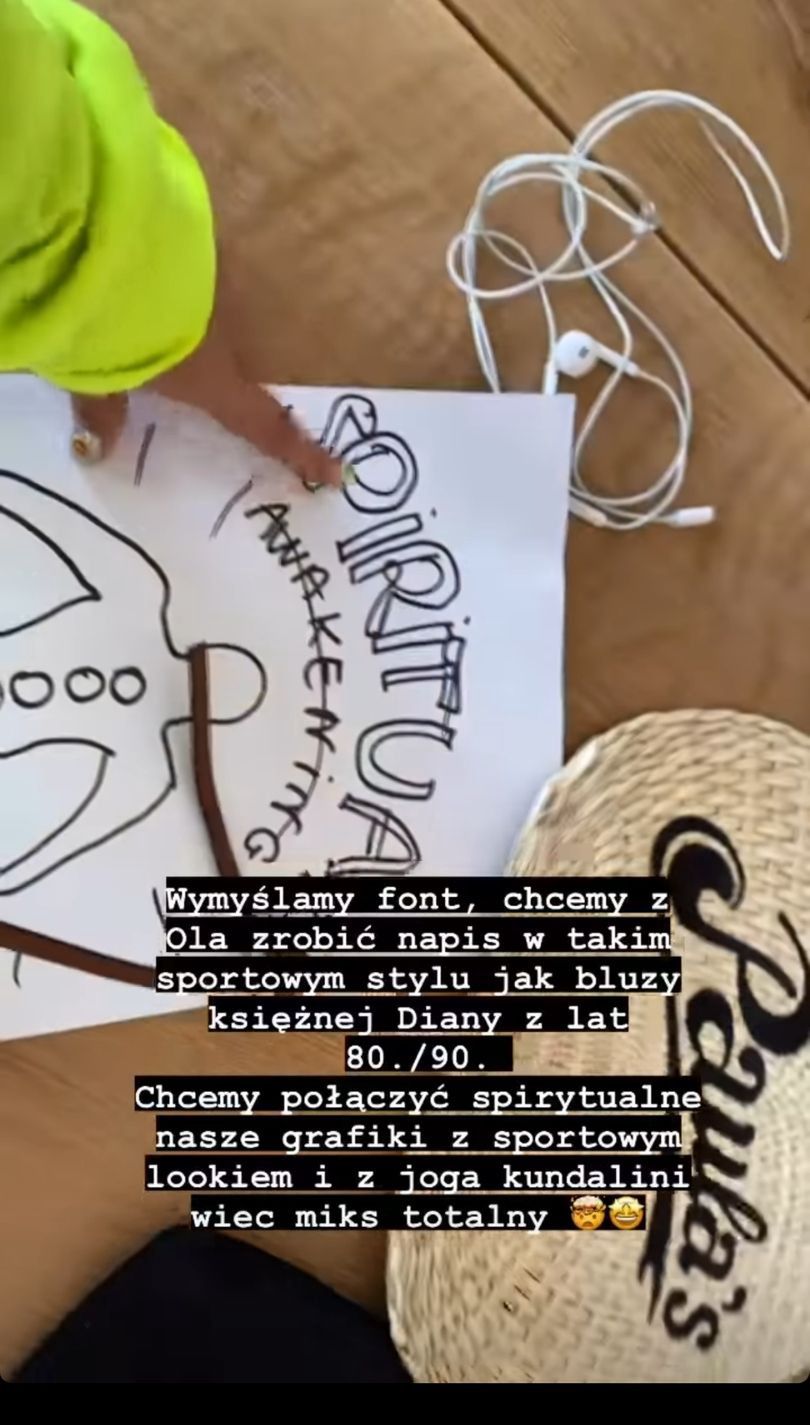 Jessica Mercedes zainspirowała kolekcję dresów cyklem spotkań studia jogi? 