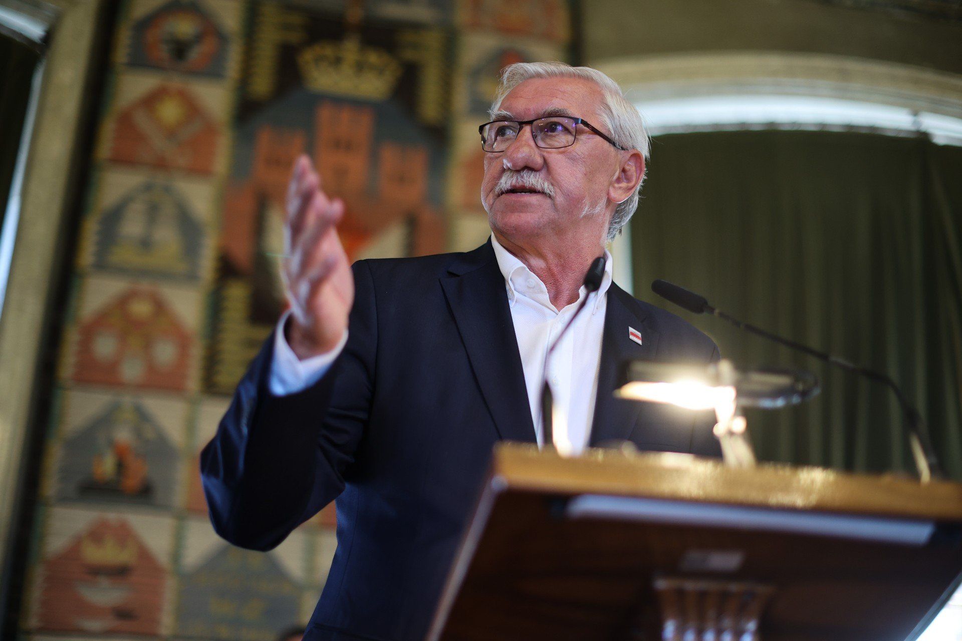 Z okazji 35-lecia samorządu odbyła się uroczysta sesja Rady Miasta Krakowa.