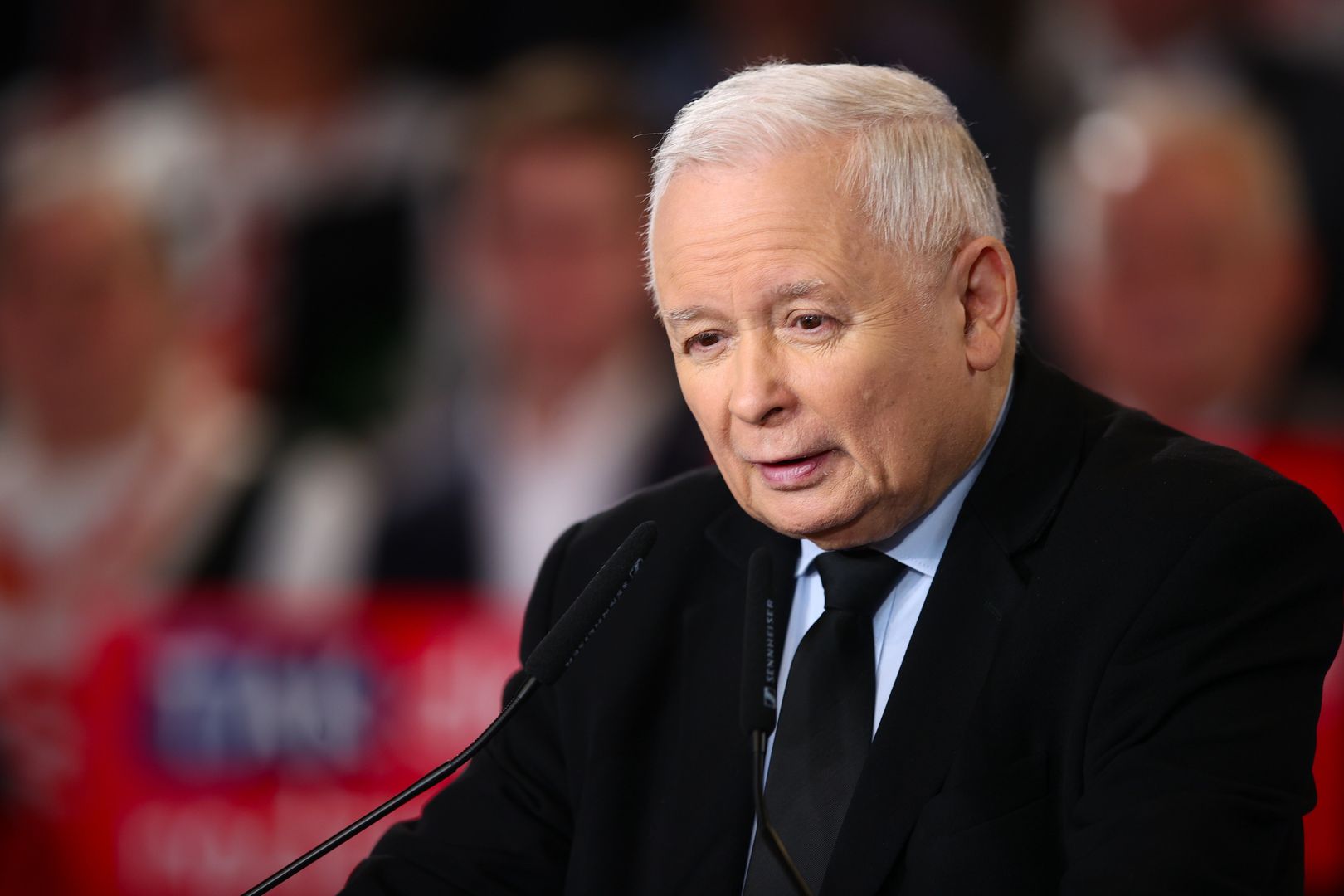 Kaczyński rzucił sprośnym żartem. Publiczność rechotała na całego