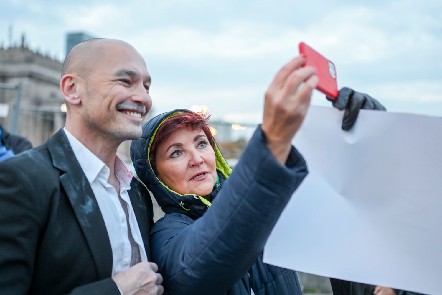 Jolanta Kwaśniewska na spektaklu Płoniemy...
