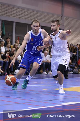 Adrian Mroczek zanotował double-double