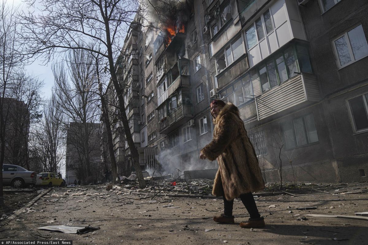 Zbombardowany Mariupol. Rosjanie niszczą osiedla mieszkalne miasta 