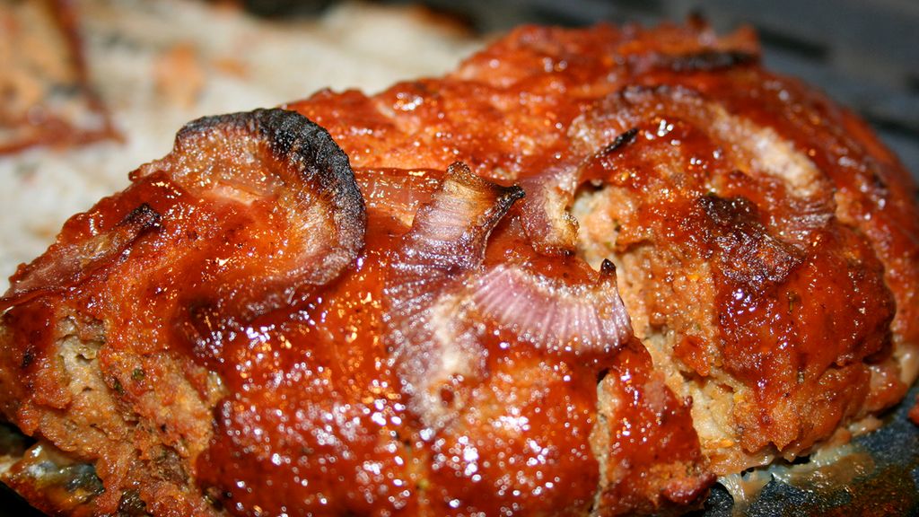 Pieczona cielęcina zrazowa górna (mięso i tłuszcz)