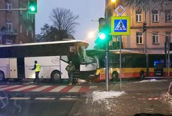 Zderzenie autobusów w Warszawie. Są ranni