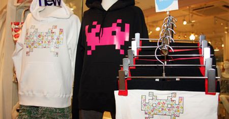 Space Invaders Extreme 2 istnieje