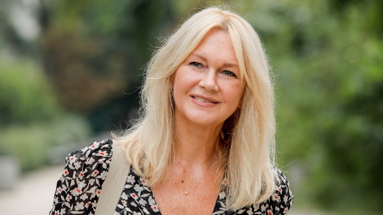 Młodzieńcza Grażyna Torbicka na konferencji Festiwalu Kultury Żydowskiej Warszawa Singera