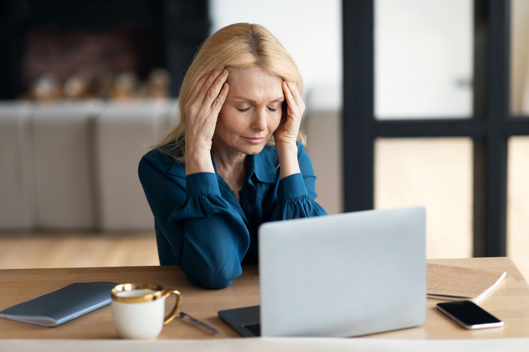Kobieta komputer bezpieczeństwo w internecie cyberbezpieczeństwo oszustwo internetowe Sad mature lady sitting at table in front of computer, suffering from headache, menopause, stress in living room
Sad mature lady sitting at table in front of computer, suffering from headache, menopause, stress in living room interior. Problems in work, business, deadline with device at home
lady,menopause,laptop,despaired,european,business,work,computer,grandmother,living room,retired,online,health care,headache,senior,problems,sad,technology,elderly,hair,stress,caucasian,hand,50s,woman,device,female,home,looking,sitting,gray,desk,depressed,health,deadline,pain,break,migraine,table,beauty,old,tired,overwork,empty space,mature,internet,aged,suffering,interior