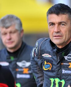 Sektor Gości 20. Hołowczyc: Małysz ma w Dakarze ogromną determinację (cz. 4/4)