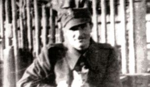 Tadeusz Ośko vel Wojciech Kossowski - Akowiec w mundurze oficera UB