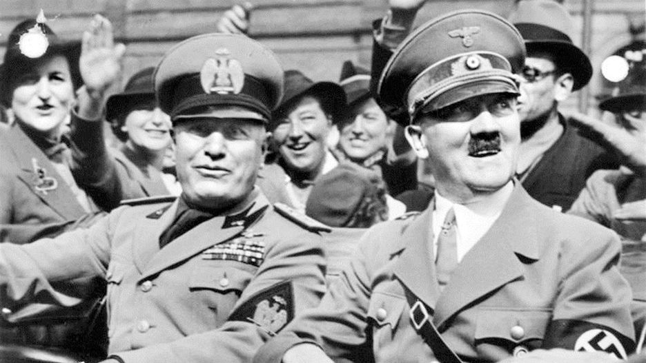 Benito Mussolini i Adolf Hitler w Monachium w czerwcu 1940 r.