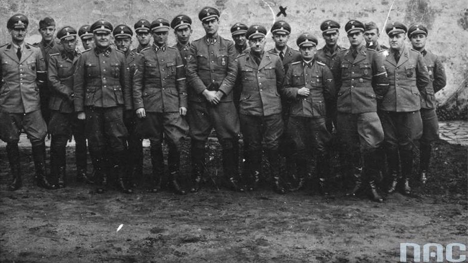 Funkcjonariusze gestapo w okupowanej Polsce
