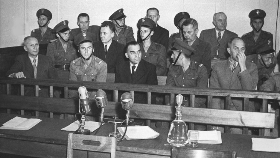 Pokazowy proces generałów oskarżonych o szpiegostwo i dążenie do obalenia władzy PZPR, tzw. proces TUN (Tatar-Utnik-Nowicki) przed Najwyższym Sądem Wojskowym. Warszawa 1951 r.