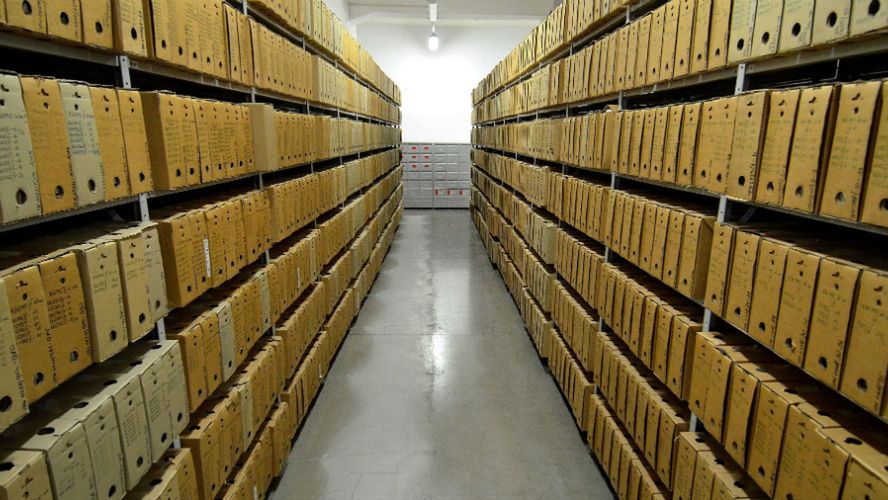 Archiwum w dawnej siedzibie IPN przy ul. Towarowej 28 w Warszawie