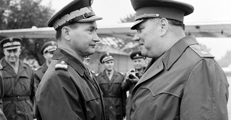 Polacy współczują Wojciechowi Jaruzelskiemu i zapominają o zbrodniach