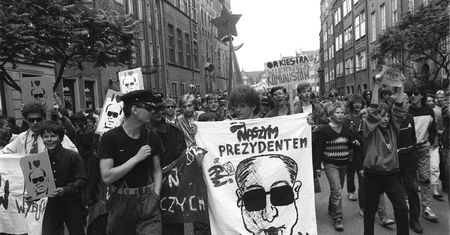 Prof. Antoni Dudek: 4 czerwca miliony Polaków przetrąciły kręgosłup komunistycznej dyktaturze